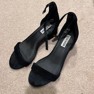 Steve Madden low block heel sandal